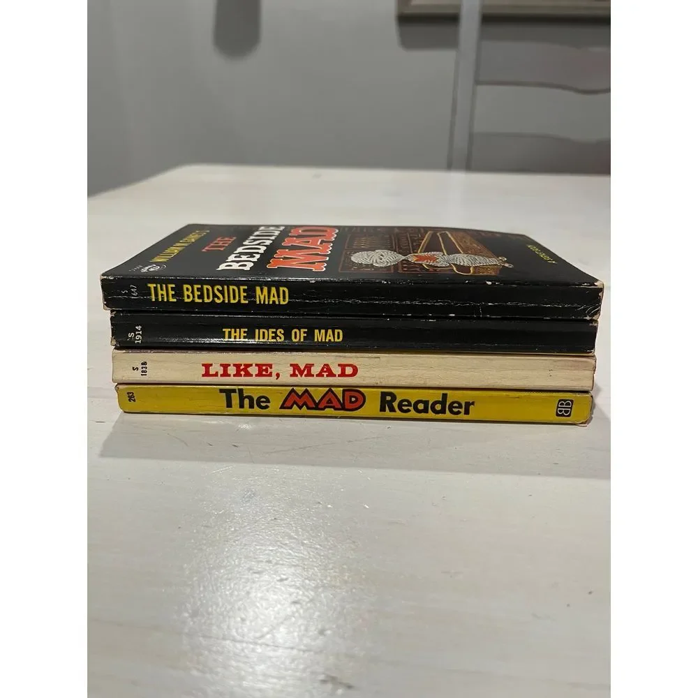 Vintage Mad magazine books‎ & funny plaques